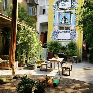 Backpacker Hostal Tirana